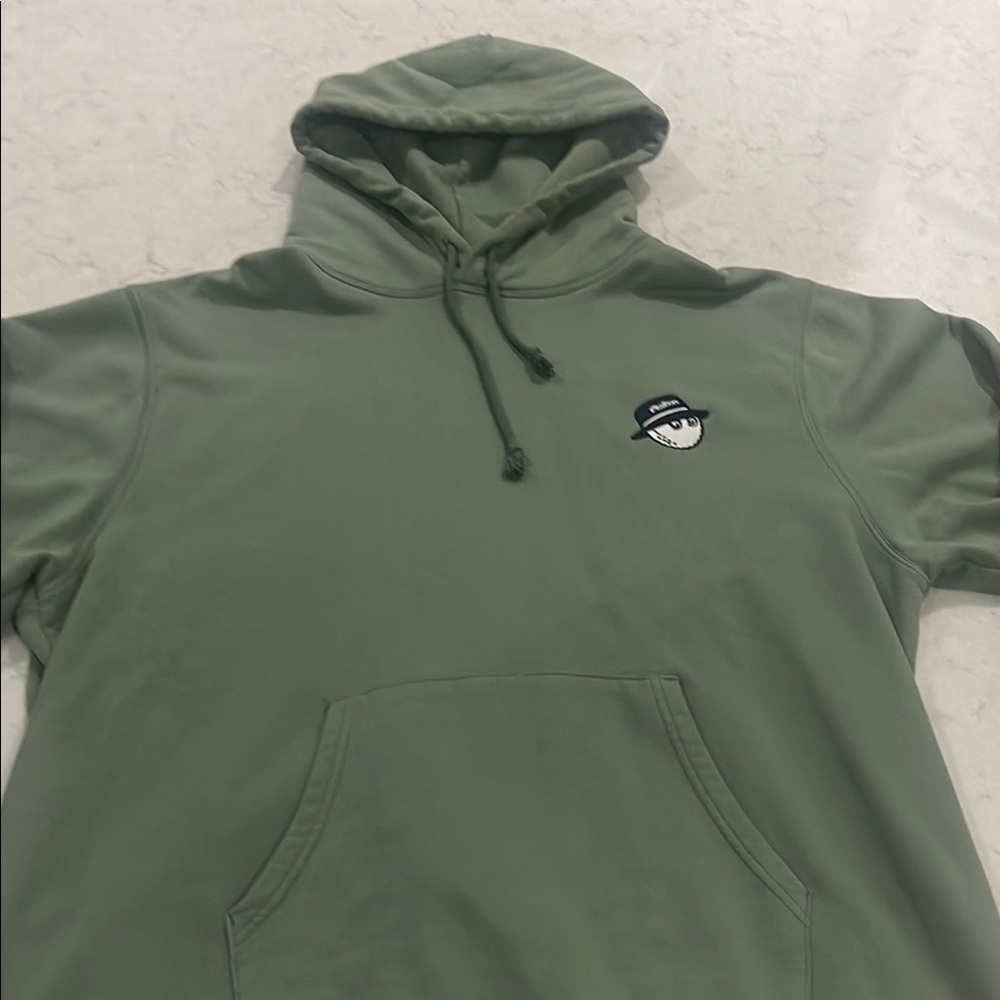 Malbon evergreen hoodie with buckets logo on chest.  Worn 3 times excellent cond